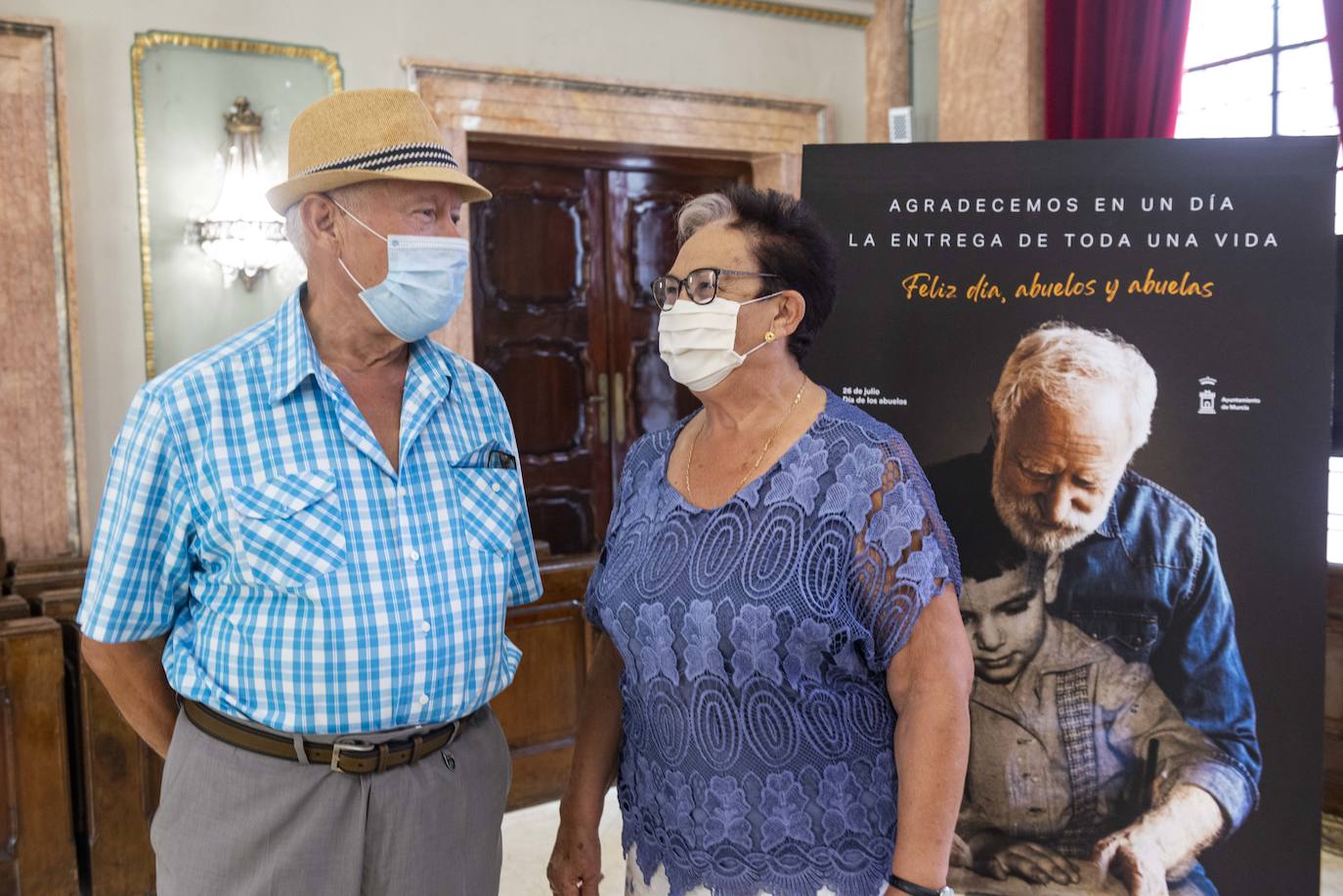 Fotos: Homenaje a los abuelos en Murcia