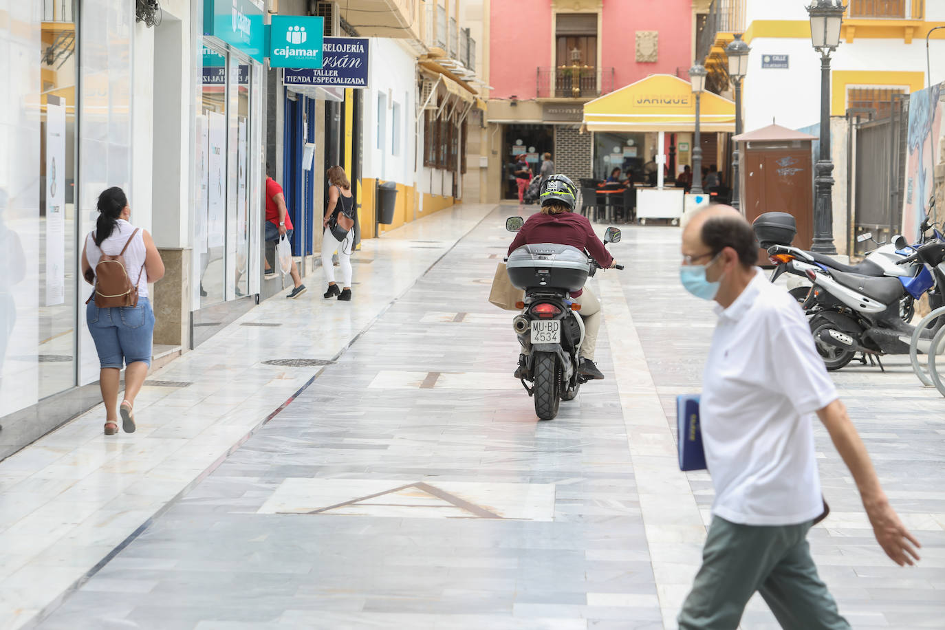 Fotos: Lorca ordena el cierre de parques y pistas deportivas tras 16 positivos en coronavirus