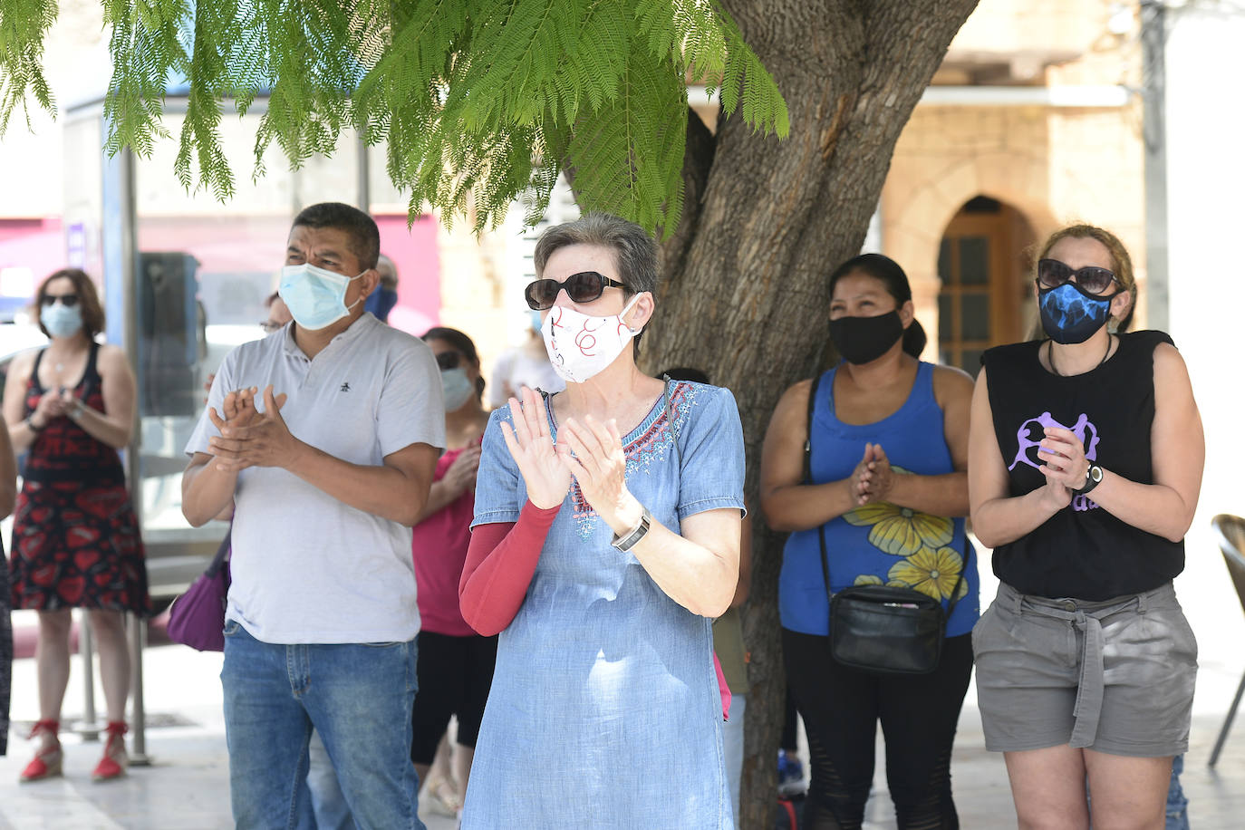 Fotos: Concentración contra la violencia de género en Archena