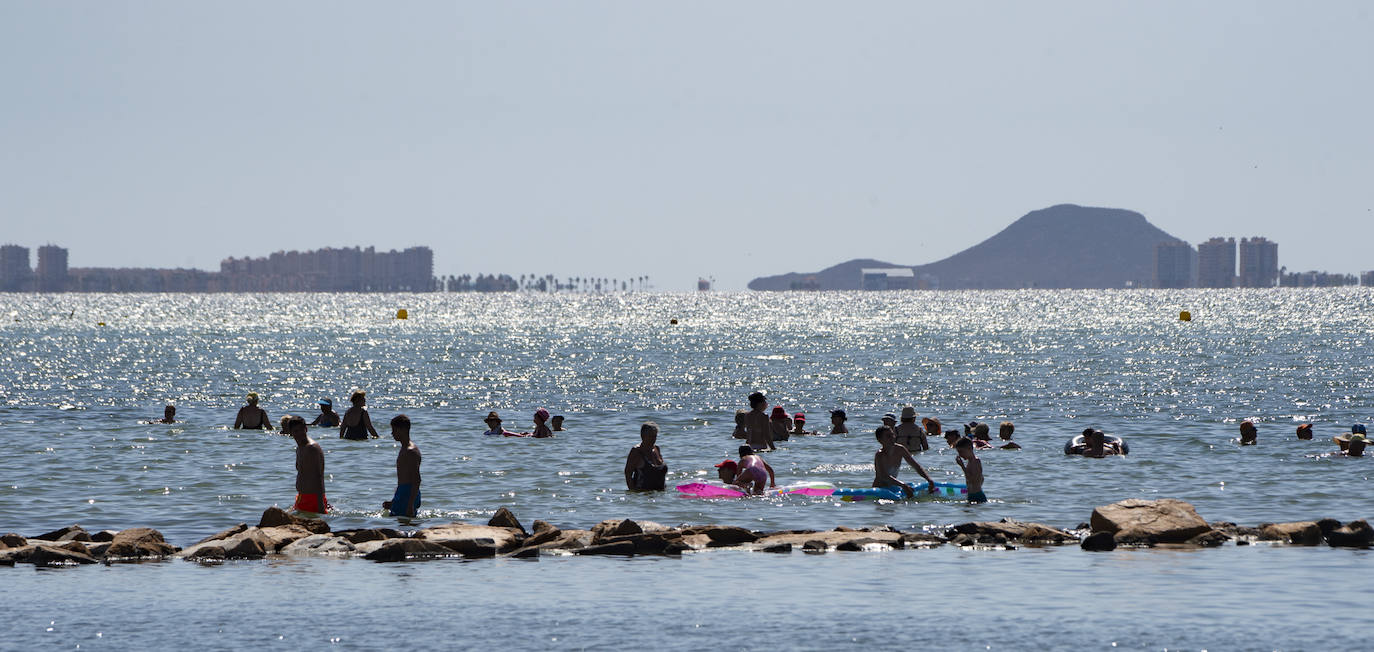 Fotos: Playas del Mar Menor durante este mes de agosto