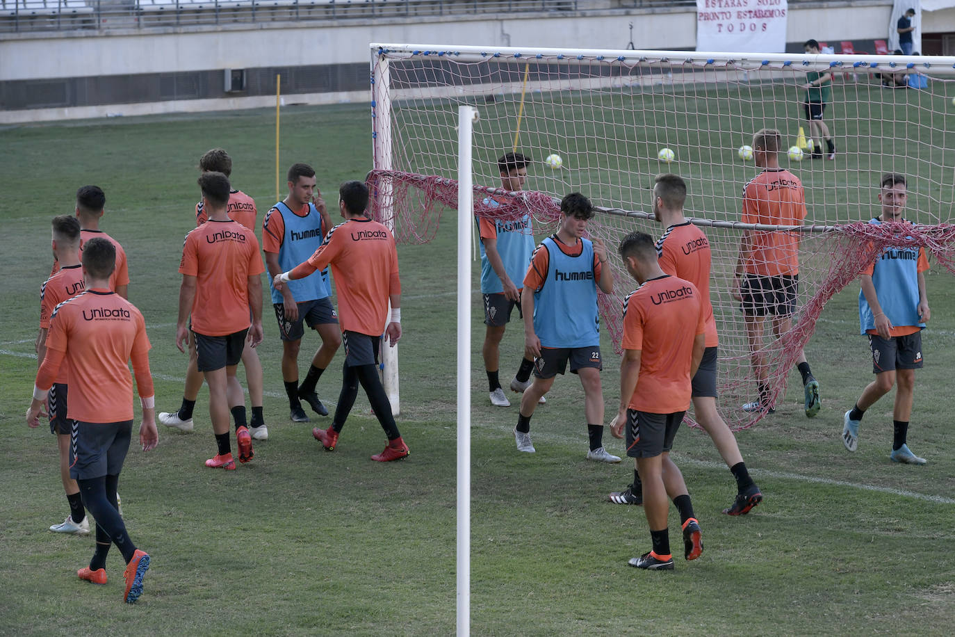 Fotos: El Real Murcia vuelve a entrenar