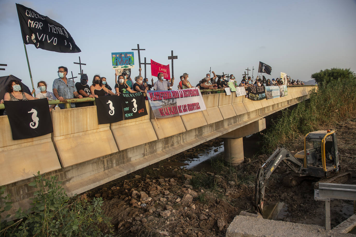 Fotos: Nueva protesta por la entrada de aguas contaminadas en el Mar Menor