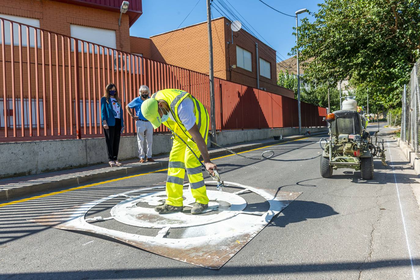 Fotos: Mensajes para prevnir el coronavirus junto a 116 colegios públicos de Murcia