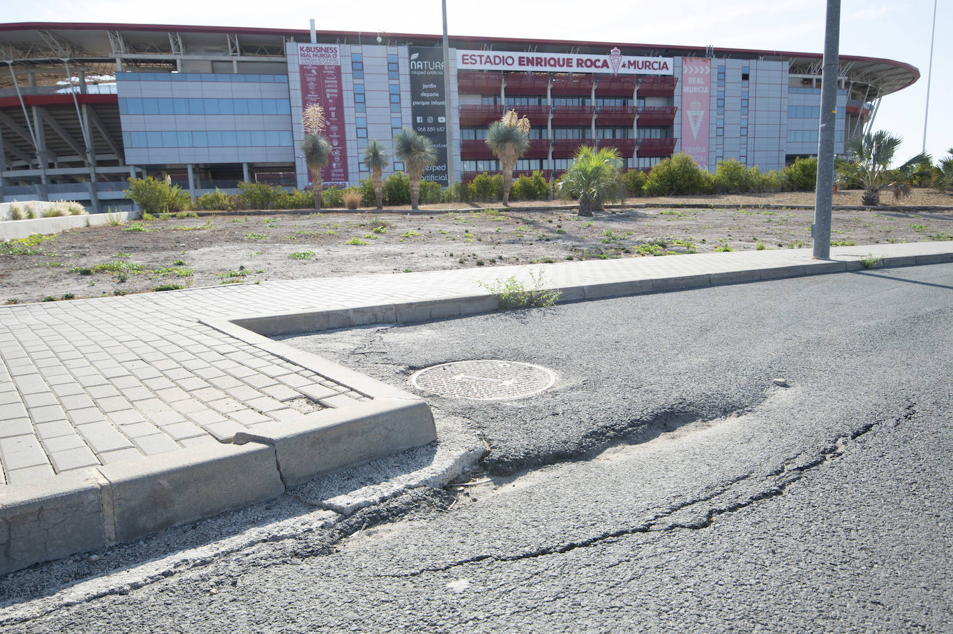 Fotos: Estado del interior y los aledaños del Enrique Roca