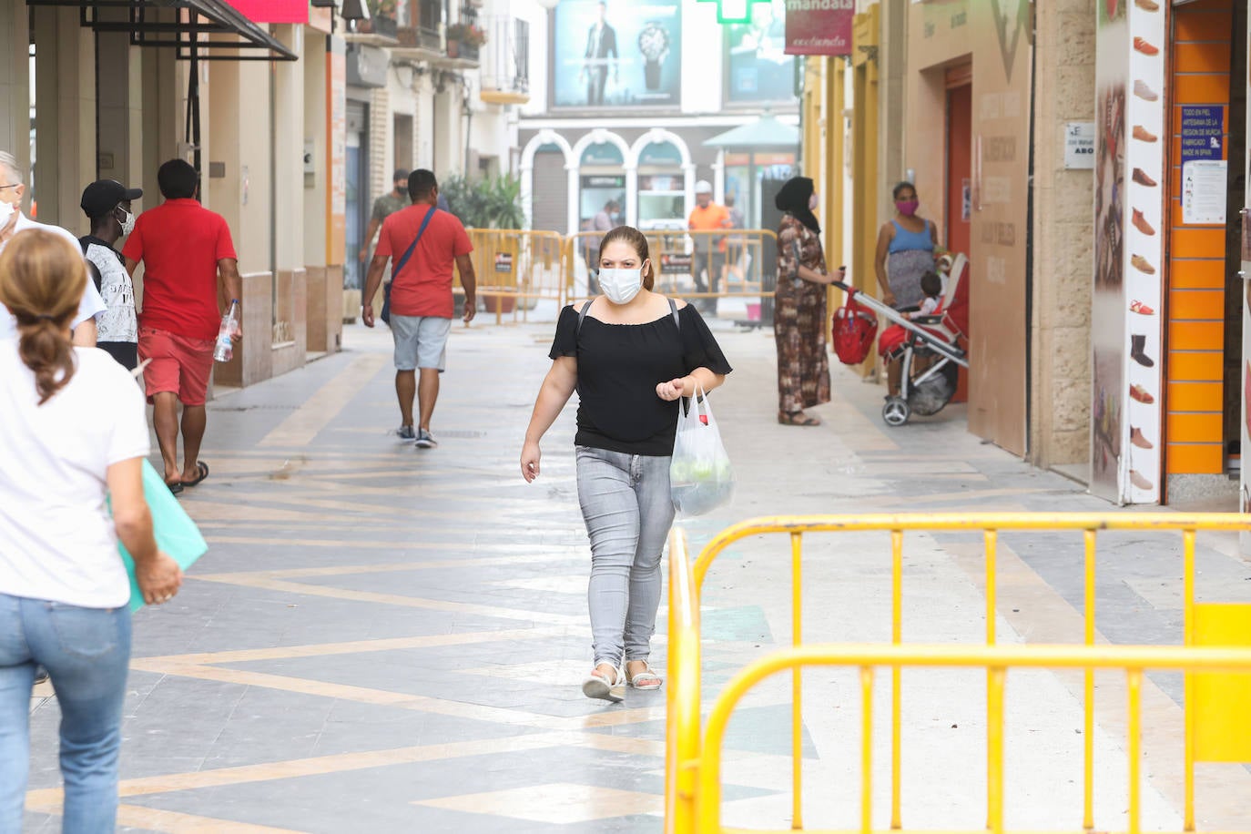 Fotos: La Comunidad confina el casco urbano de Lorca ante el descontrol de los contagios