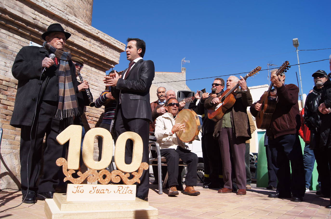 Homenaje al Tío Juan Rita en Totana, en 2012, con motivo de su centenario.