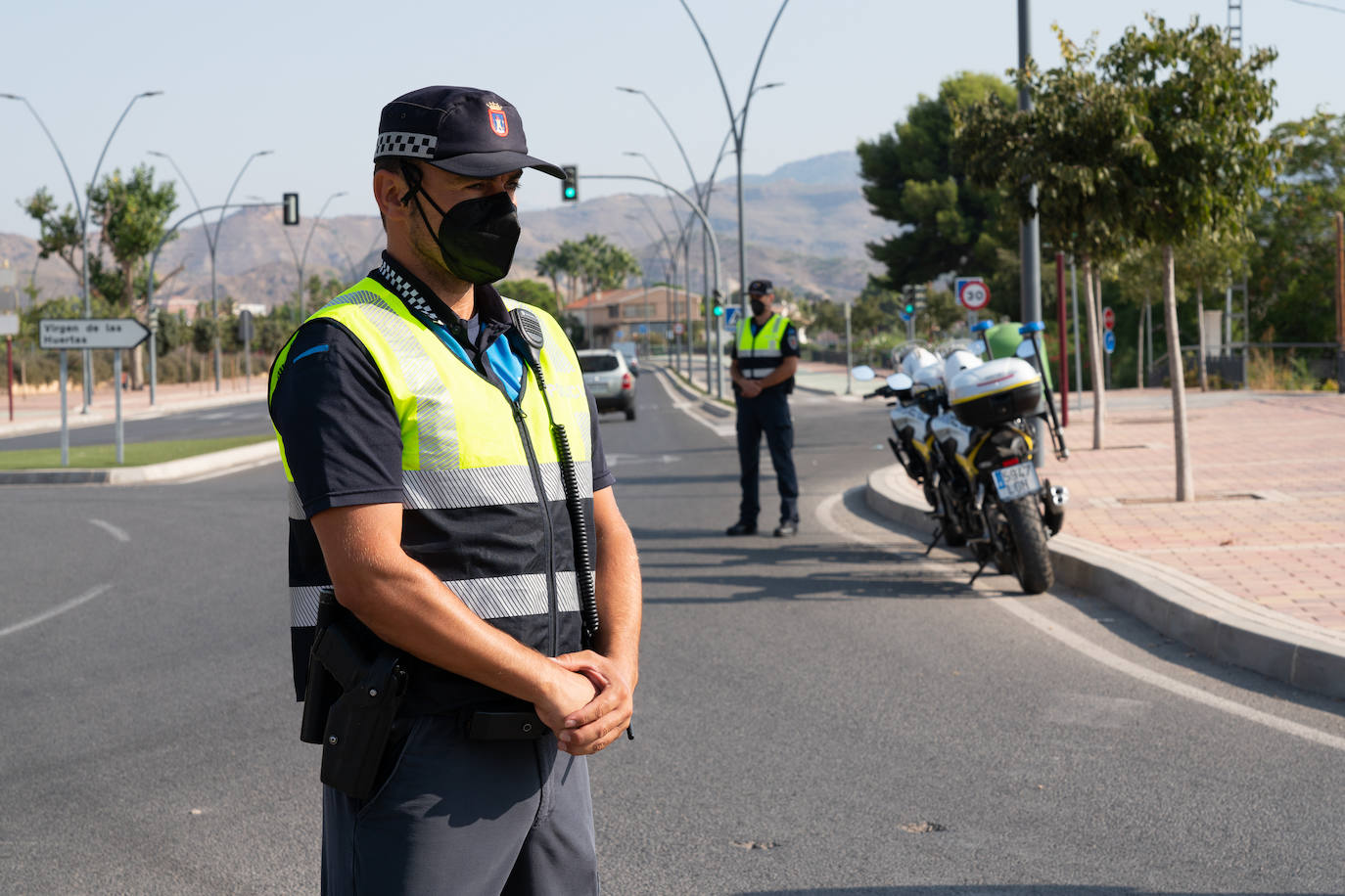 Fotos: El casco urbano de Lorca queda blindado en el primer día de la Fase 1