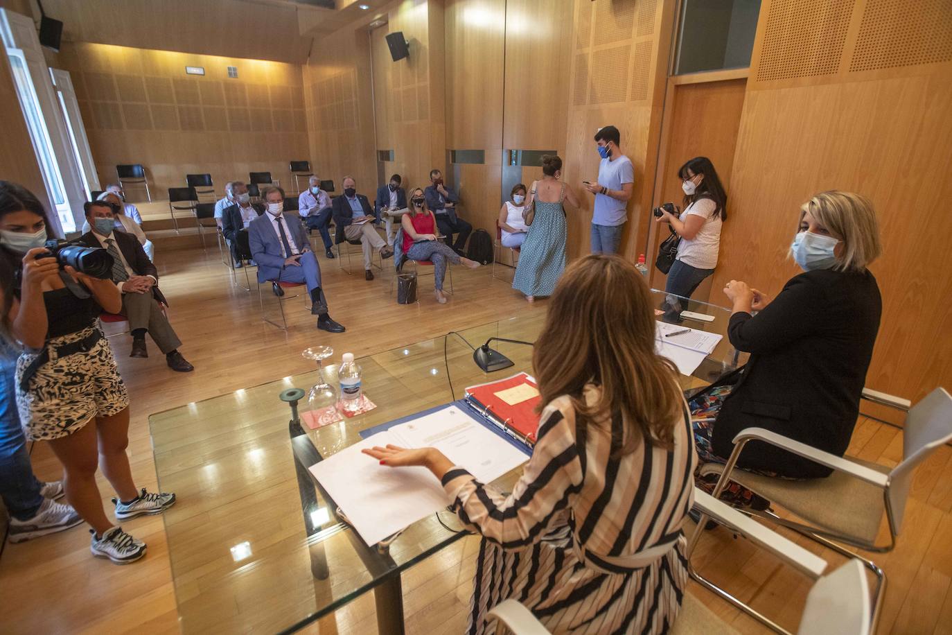 Fotos: Castejón descarta la Factoría y el Hospital Naval para ubicar la Ciudad de la Justicia