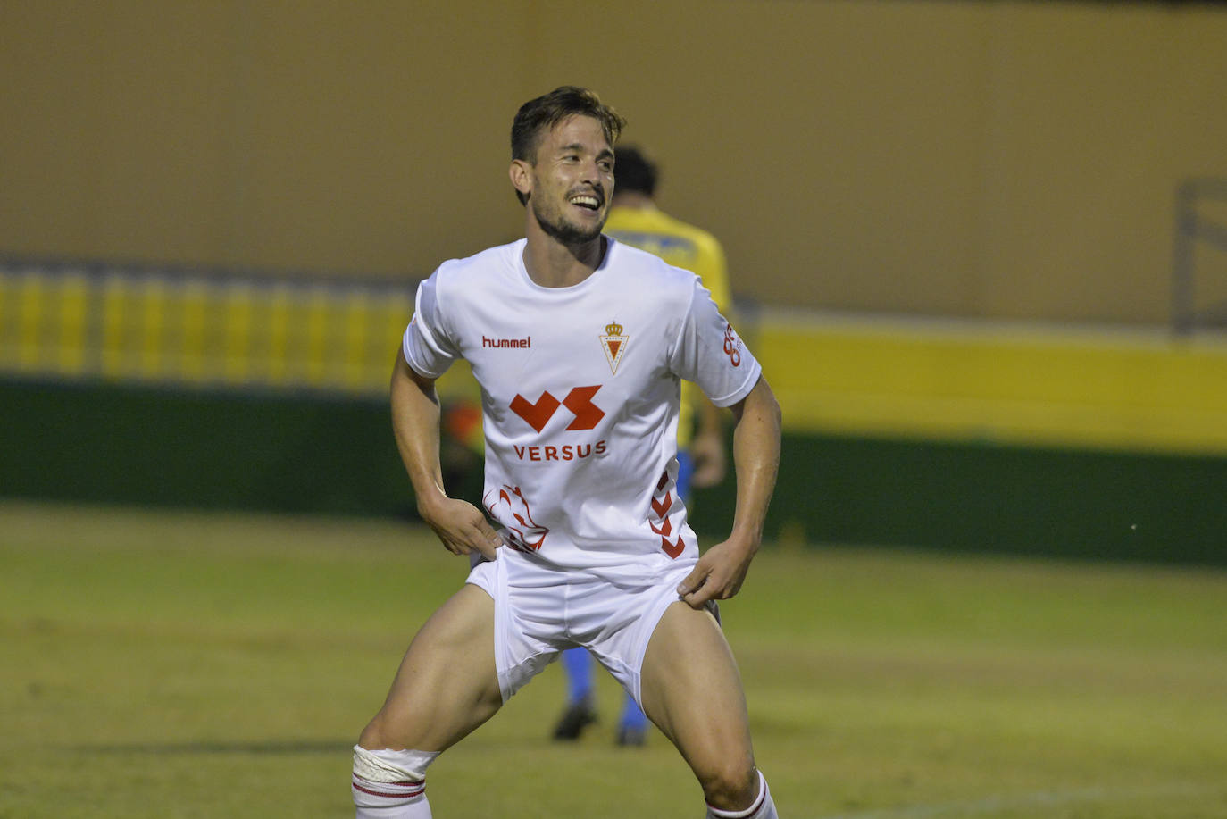 Fotos: La primera sonrisa del nuevo Real Murcia (0-1)