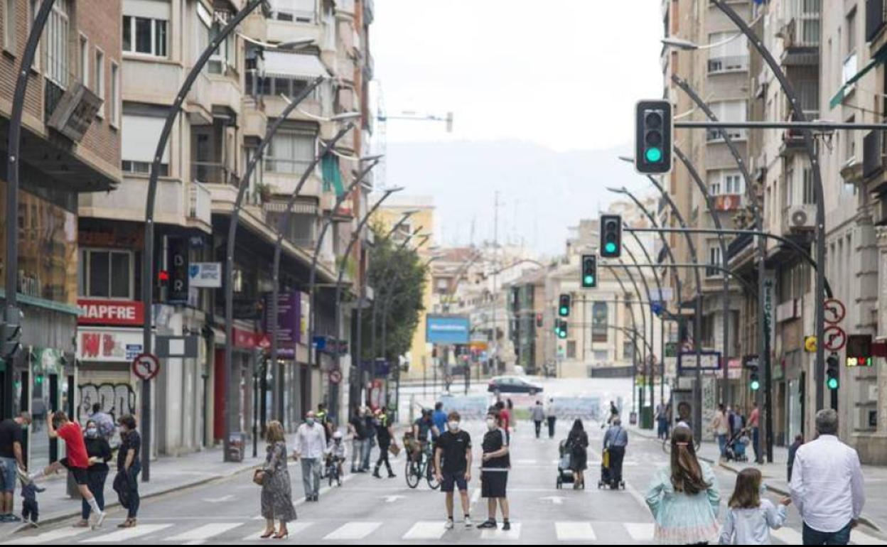 La Gran Vía de Murcia, cerrada al tráfico 