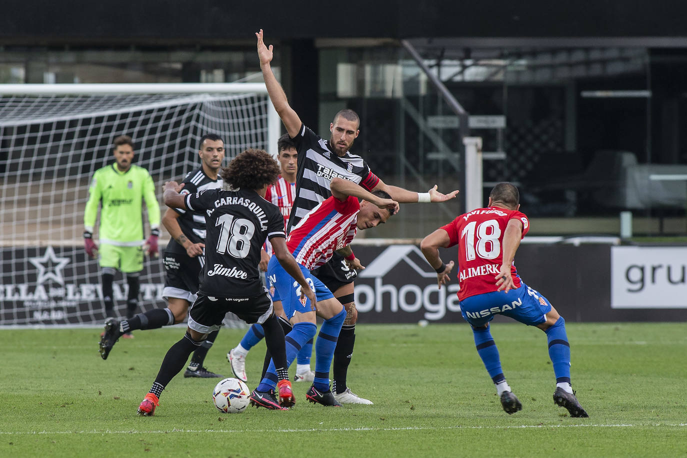 Fotos: Primer disgusto para un Efesé demasiado verde