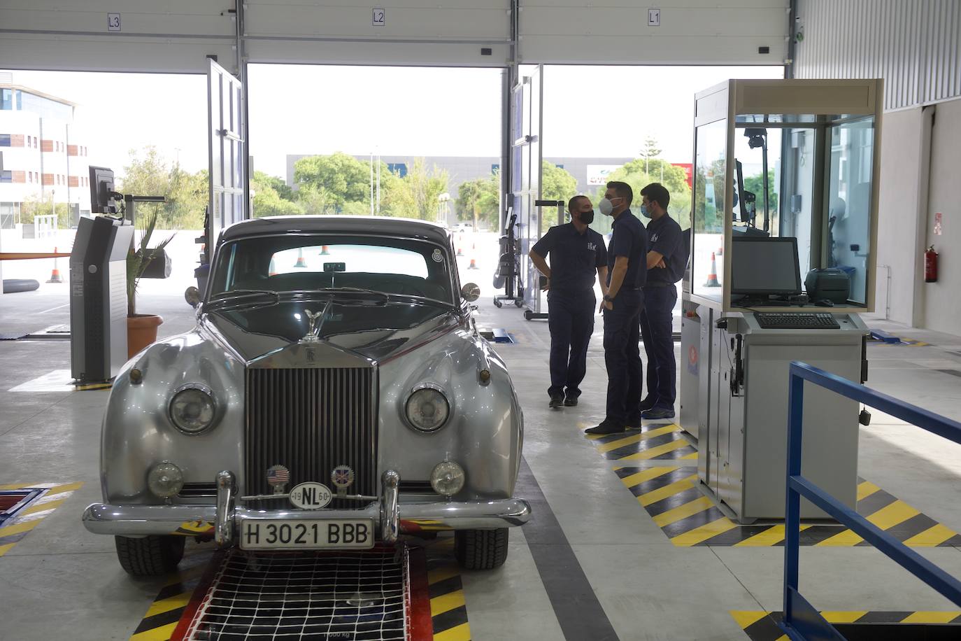 Fotos: El Polígono Industrial Oeste de San Ginés acoge la sexta ITV de Murcia