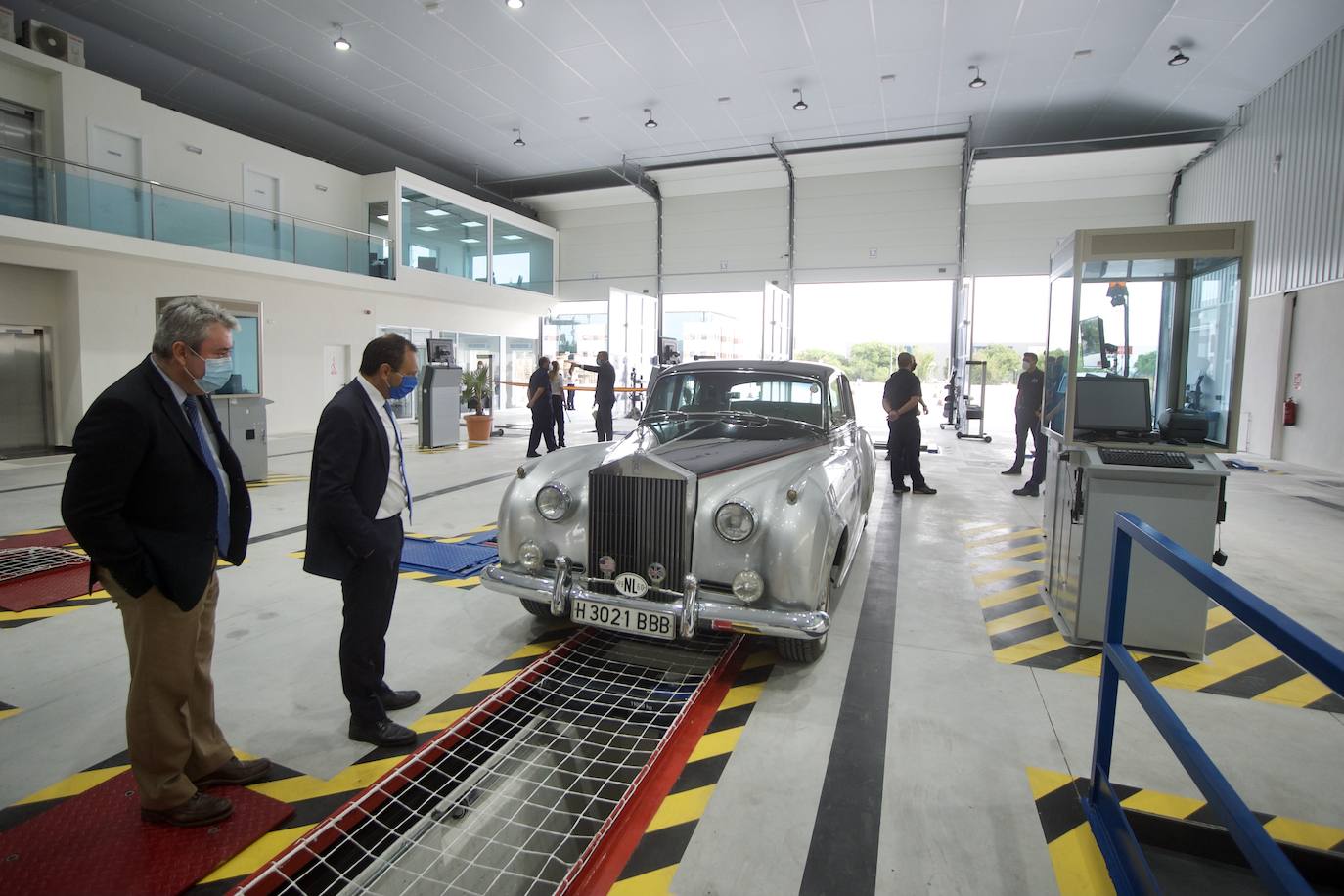 Fotos: El Polígono Industrial Oeste de San Ginés acoge la sexta ITV de Murcia