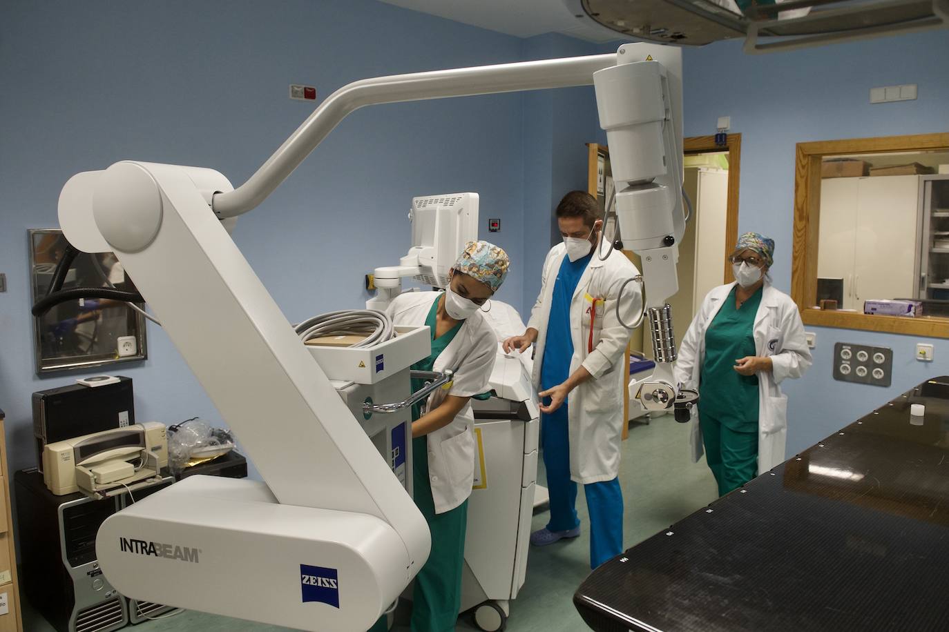 Fotos: Radioterapia en la mesa del quirófano