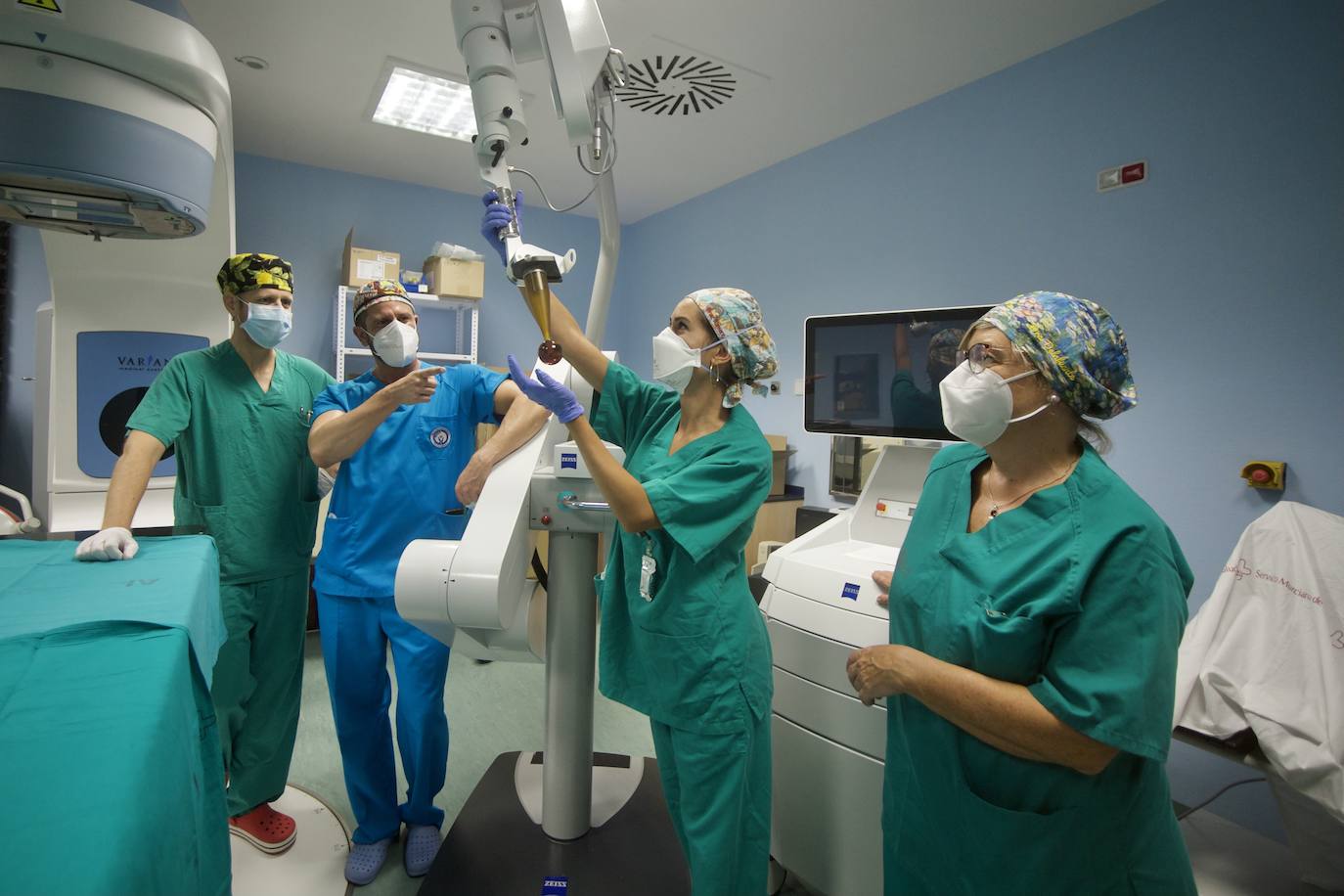 Fotos: Radioterapia en la mesa del quirófano