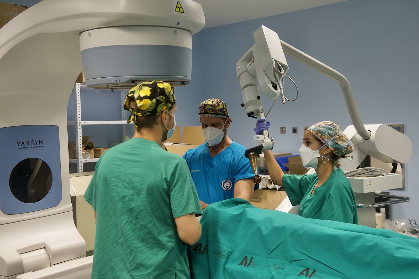Fotos: Radioterapia en la mesa del quirófano