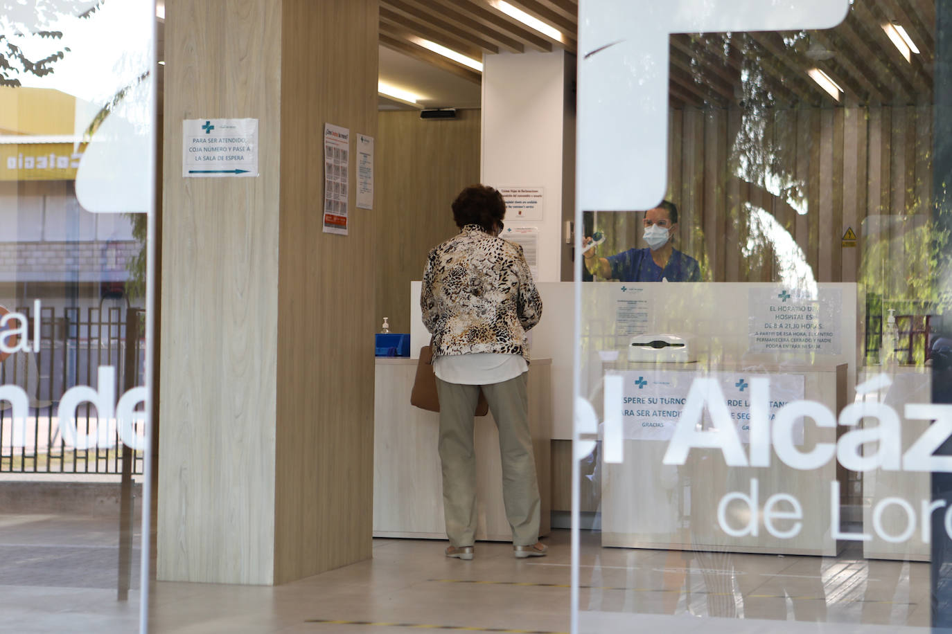 Fotos: El brote del hospital Virgen del Alcázar impide al casco urbano de Lorca salir de la Fase 1