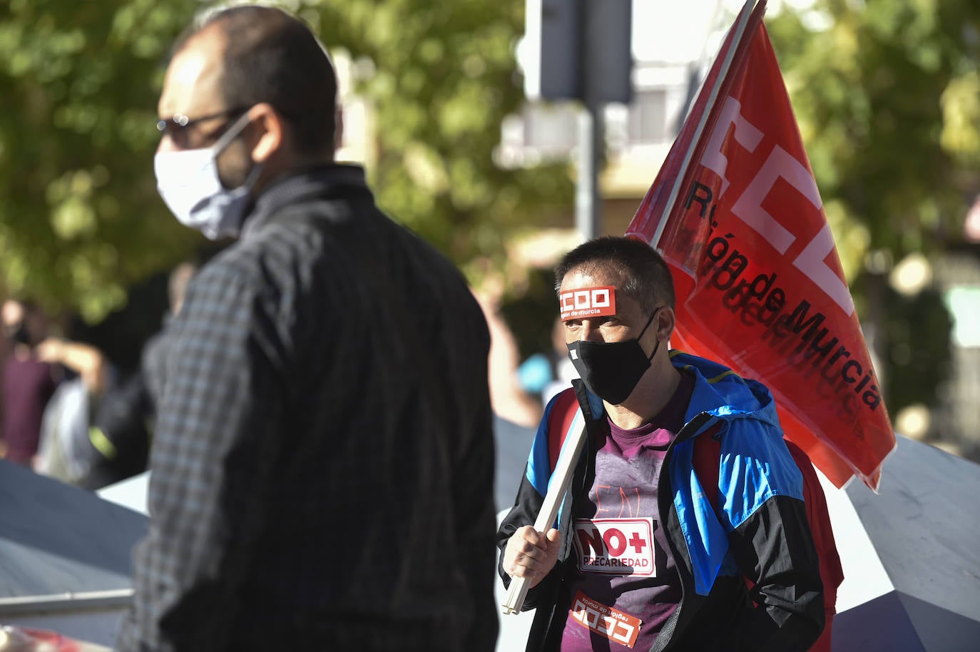 Fotos: Manifestación de los trabajadores de Latbus en Murcia