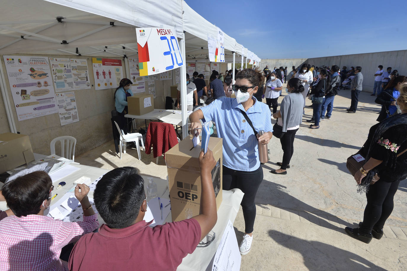 Fotos: Elecciones bolivianas en el centro comercial Thader de Murcia