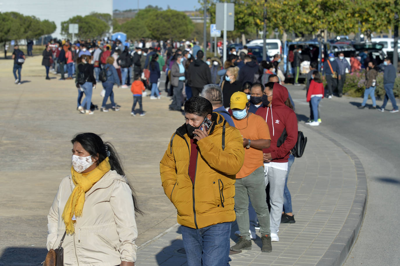 Fotos: Elecciones bolivianas en el centro comercial Thader de Murcia