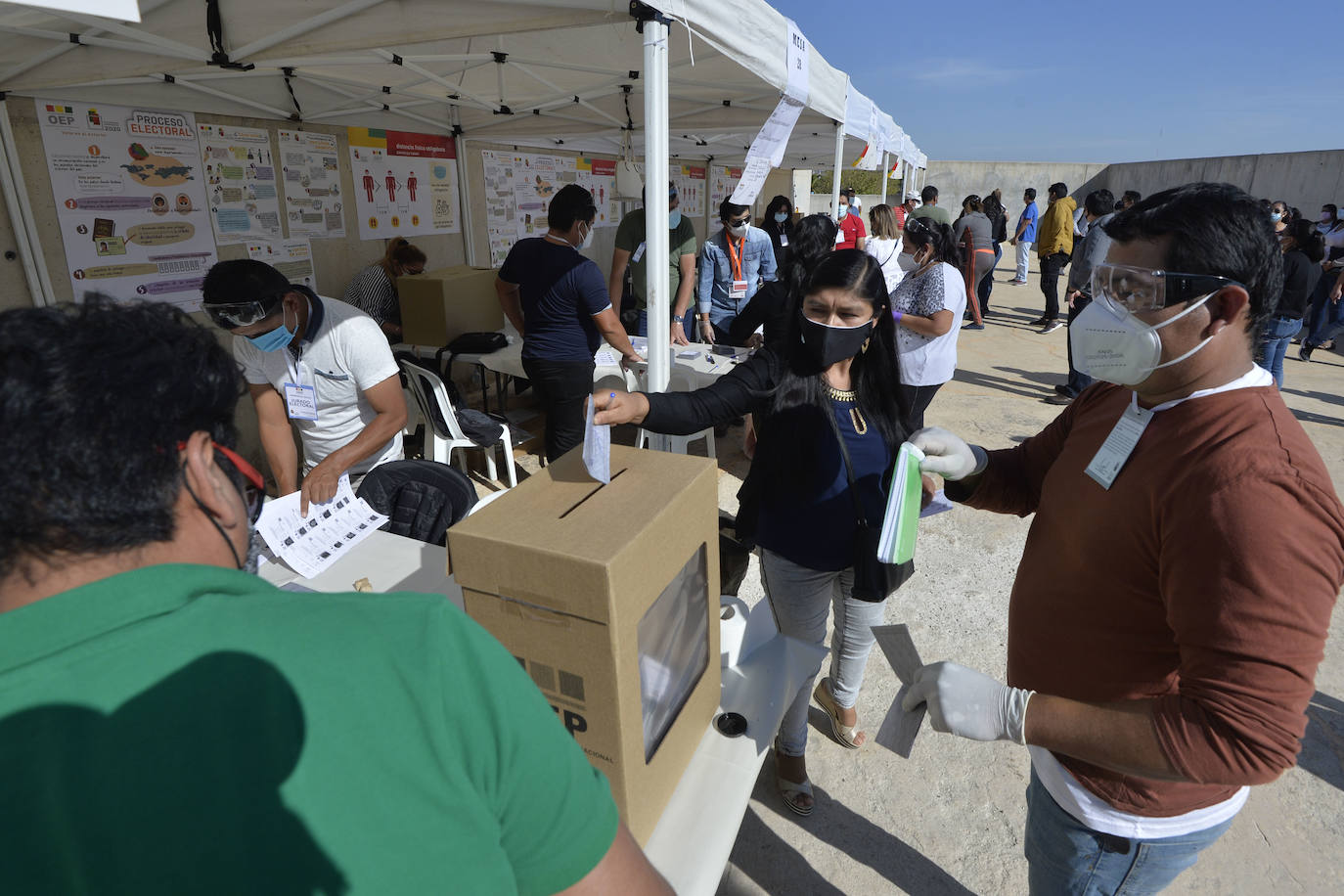 Fotos: Elecciones bolivianas en el centro comercial Thader de Murcia