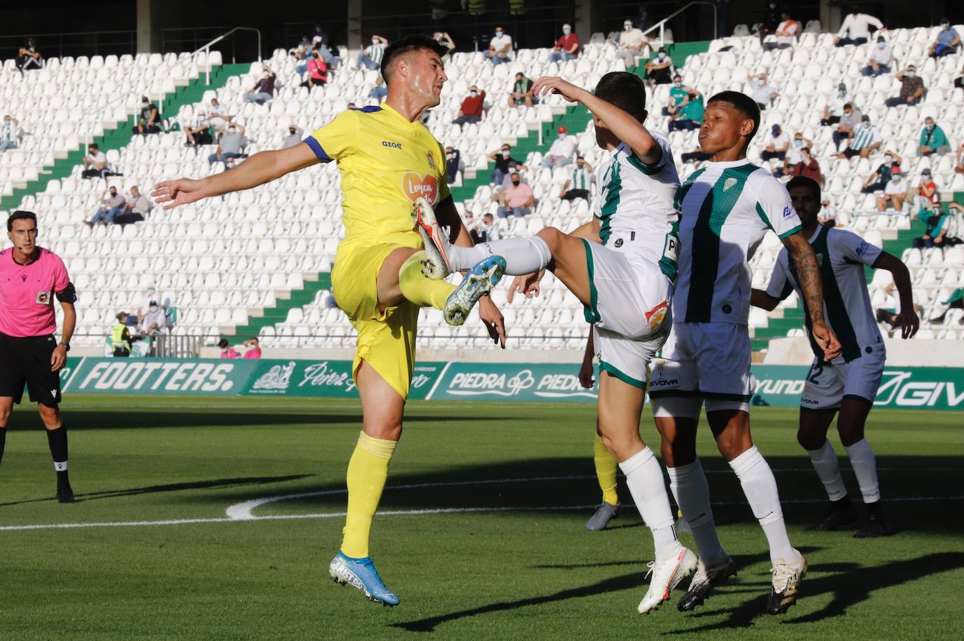 Fotos: El Lorca Deportiva pierde ante el Córdoba en su debut en Segunda B