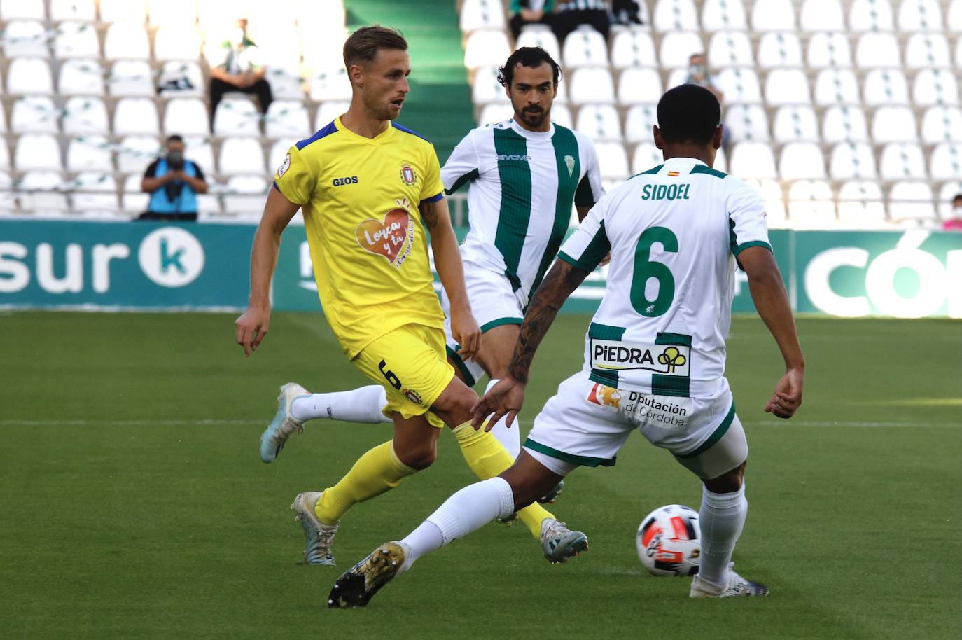 Fotos: El Lorca Deportiva pierde ante el Córdoba en su debut en Segunda B