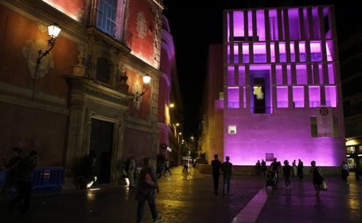 El edificio Moneo, de color rosa en una foto de archivo. 