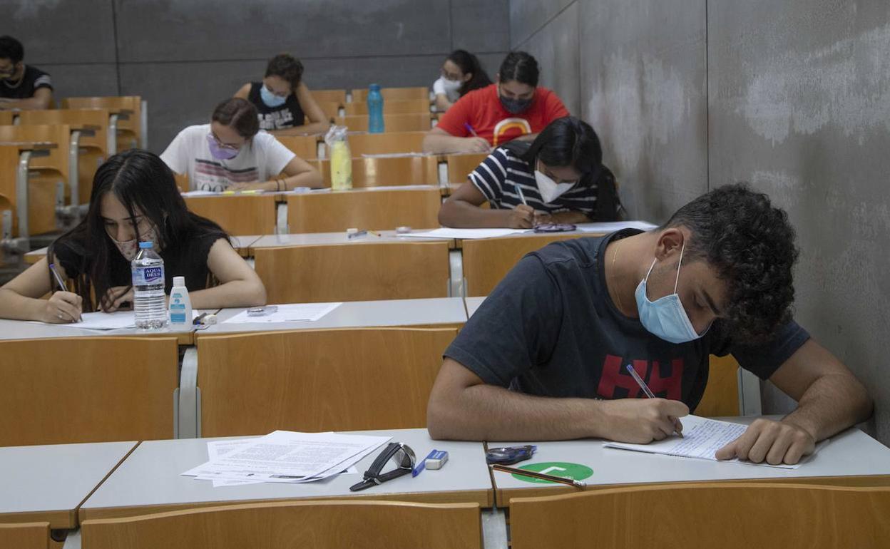 Pruebas de la Ebau celebradas en septiembre en la UPCT. 