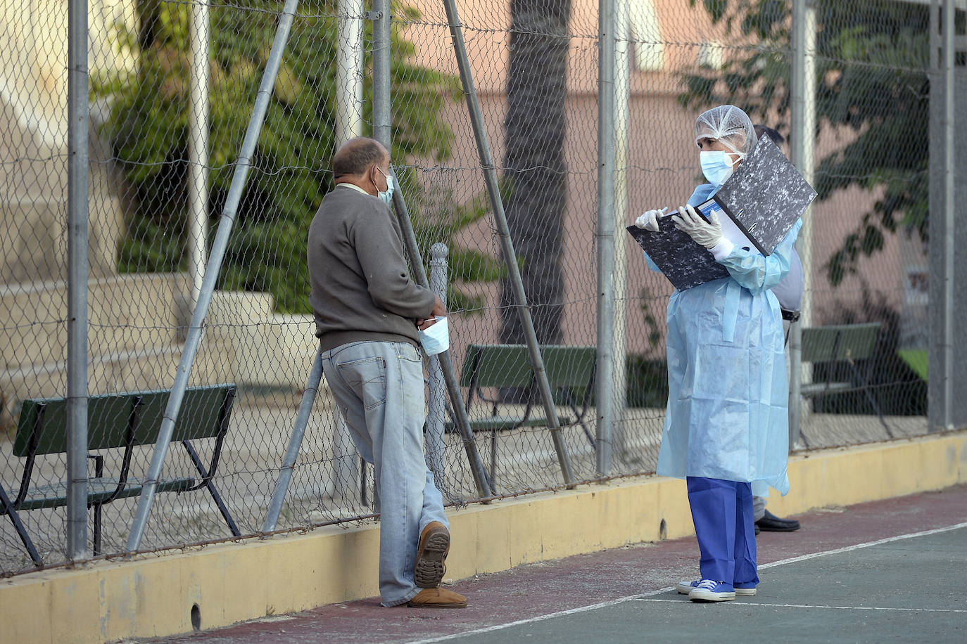 Fotos: A la caza del virus en Totana