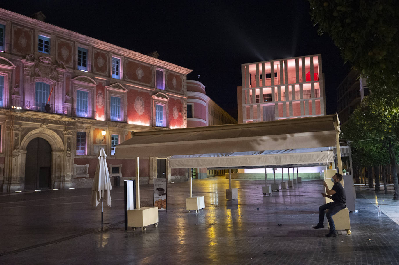 Fotos: Primera noche de toque de queda en Murcia