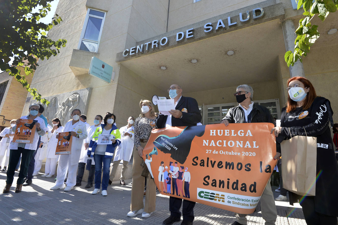Fotos: Huelga de los médicos en el centro de salud de San Andrés por la crisis del coronavirus en la Región