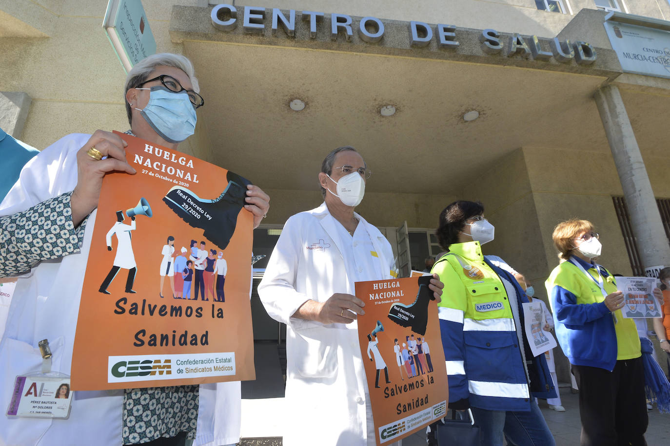 Fotos: Huelga de los médicos en el centro de salud de San Andrés por la crisis del coronavirus en la Región