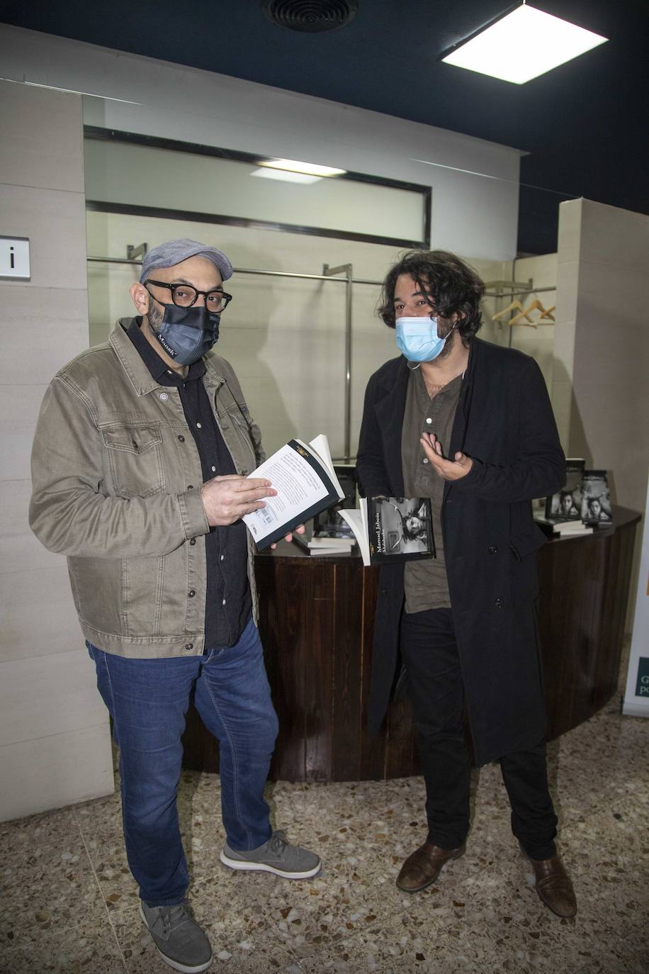 Fotos: Manuel Jabois presenta ‘Malaherba’