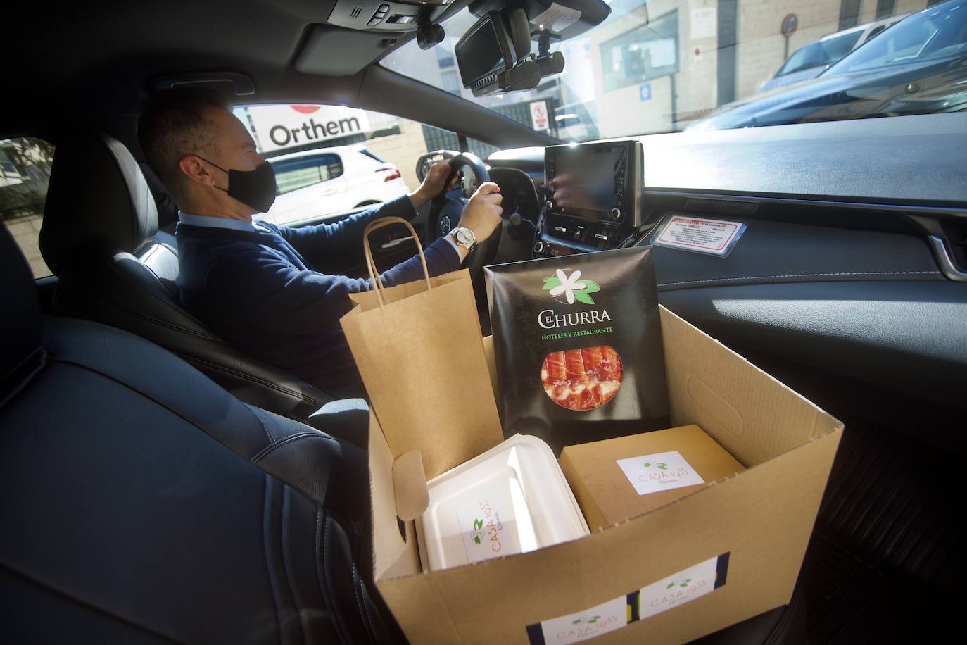 Fotos: Los taxistas de Murcia repartirán pedidos de bares y restaurantes