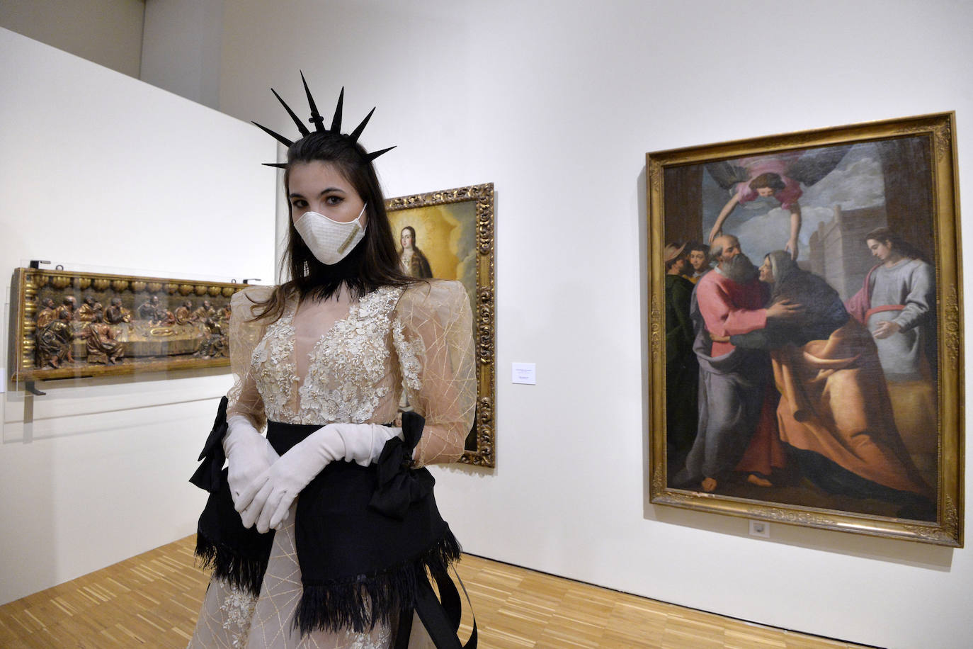 Fotos: Desfile &#039;Caprichos del Barroco&#039; en el Mubam