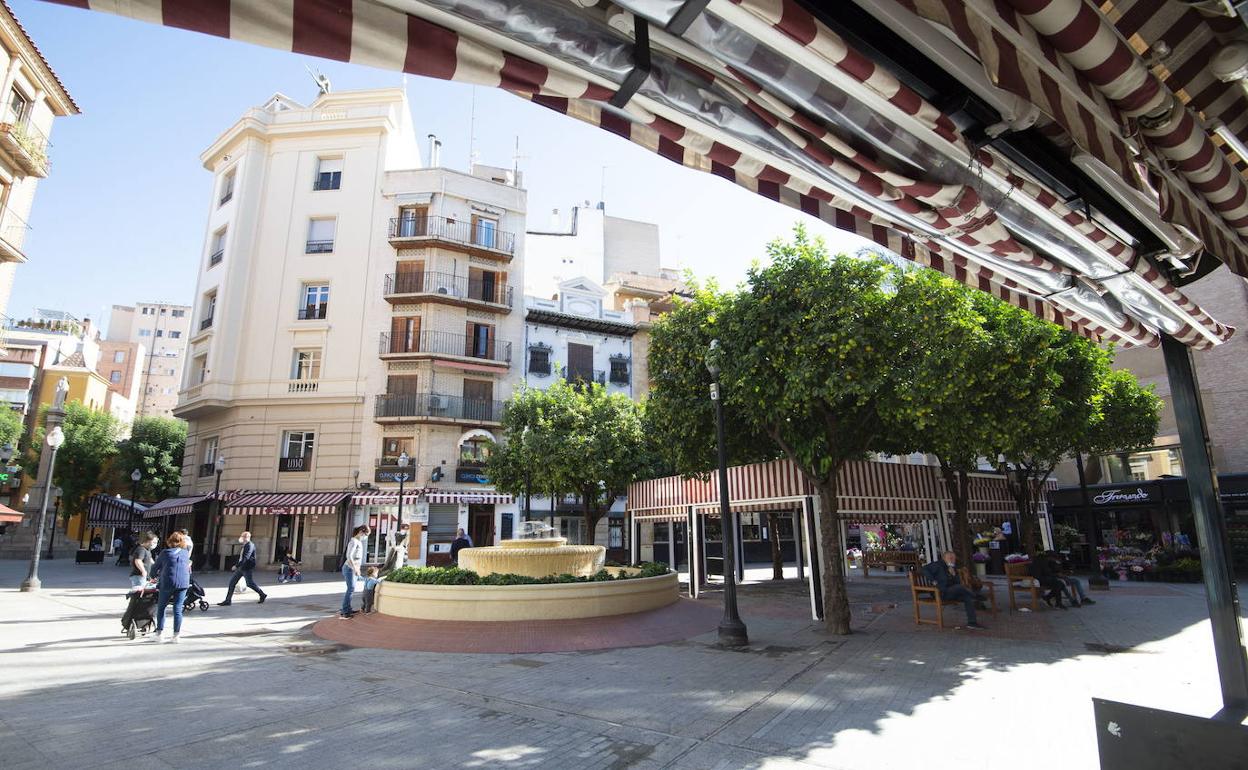 La plaza de las Flores de Murcia, en el primer día de cierre de la hostelería.