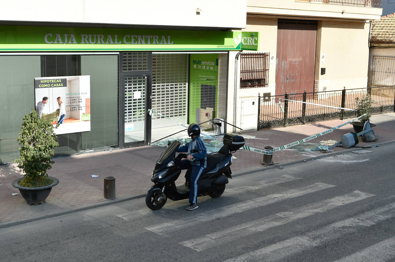 Fotos: Las imágenes del robo del cajero de Zeneta