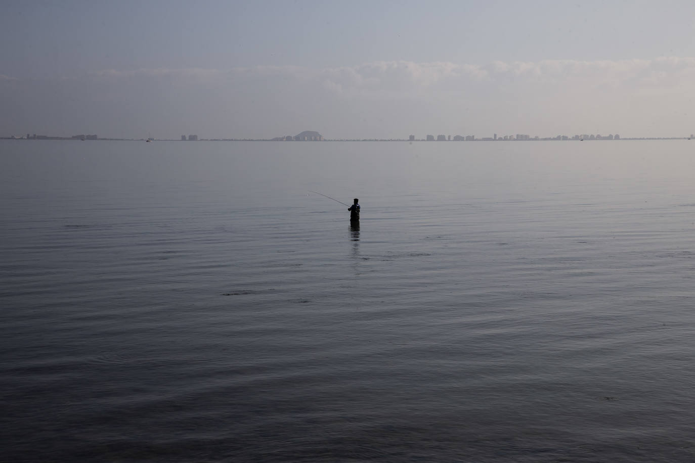 Fotos: El Albujón lleva 21 días vertiendo al Mar Menor debido a una rotura