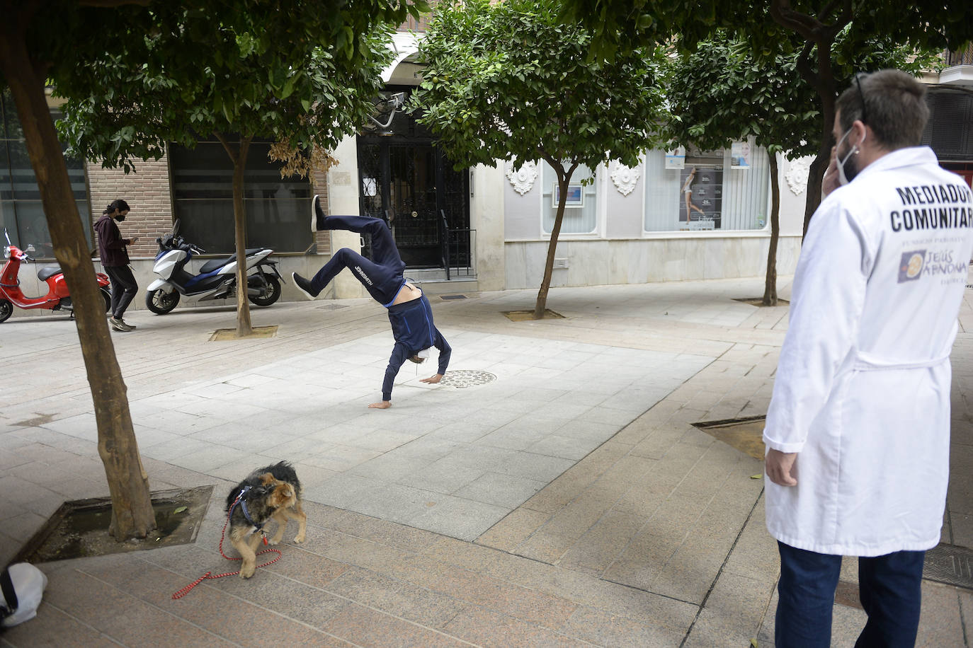 Fotos: Los nuevos mediadores de Jesús Abandonado reducen las quejas por conductas incívicas