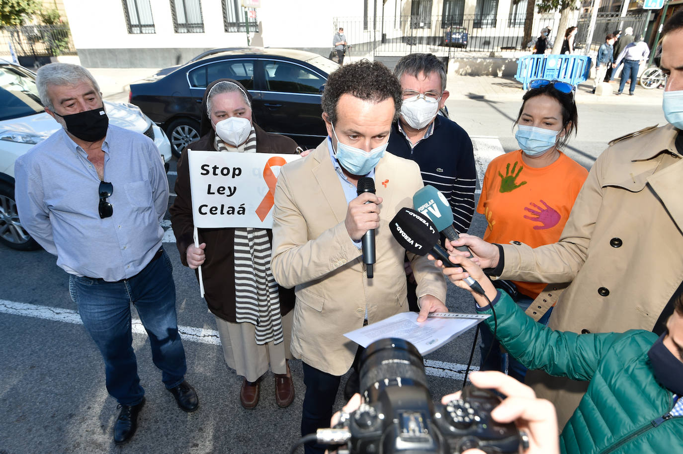 Fotos: La &#039;marea naranja&#039; recorre el centro de Murcia contra la &#039;ley Celaá&#039;