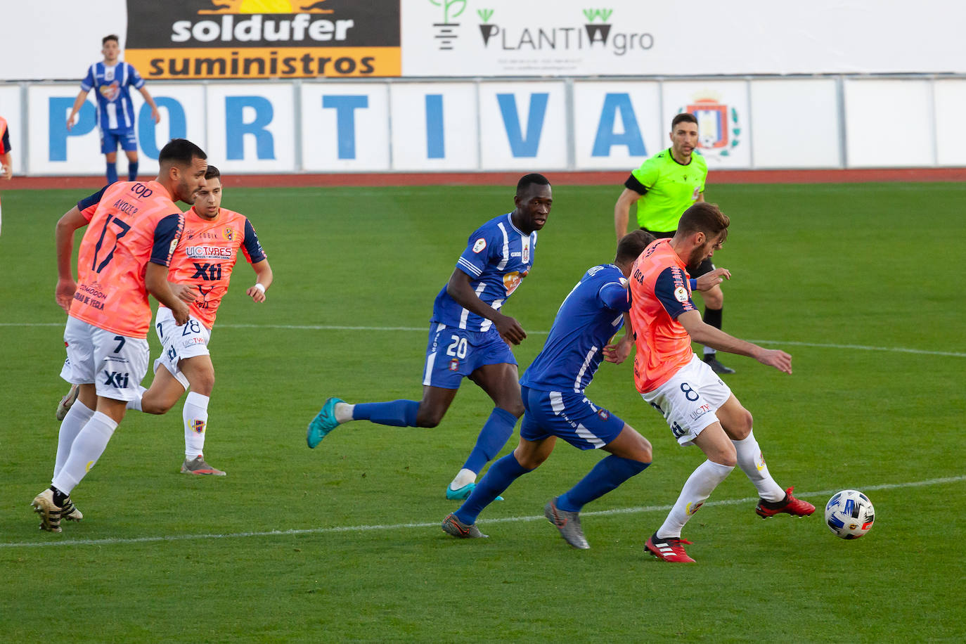 Fotos: El duelo regional entre Lorca Deportiva y Yeclano, en imágenes