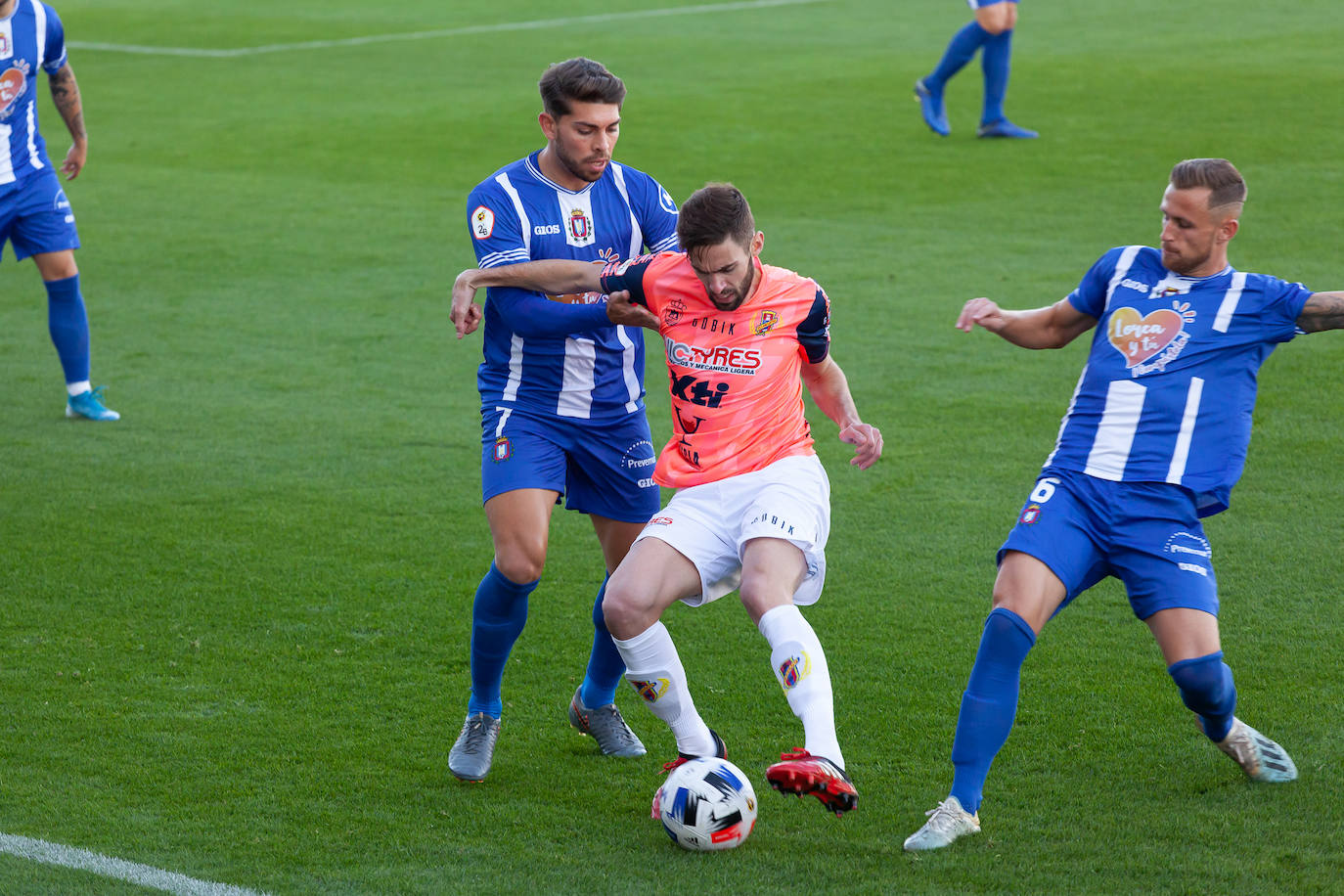 Fotos: El duelo regional entre Lorca Deportiva y Yeclano, en imágenes