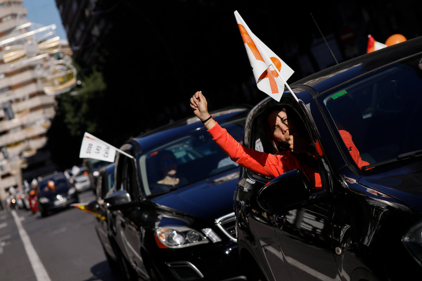 Fotos: La &#039;marea naranja&#039; recorre el centro de Murcia contra la &#039;ley Celaá&#039;