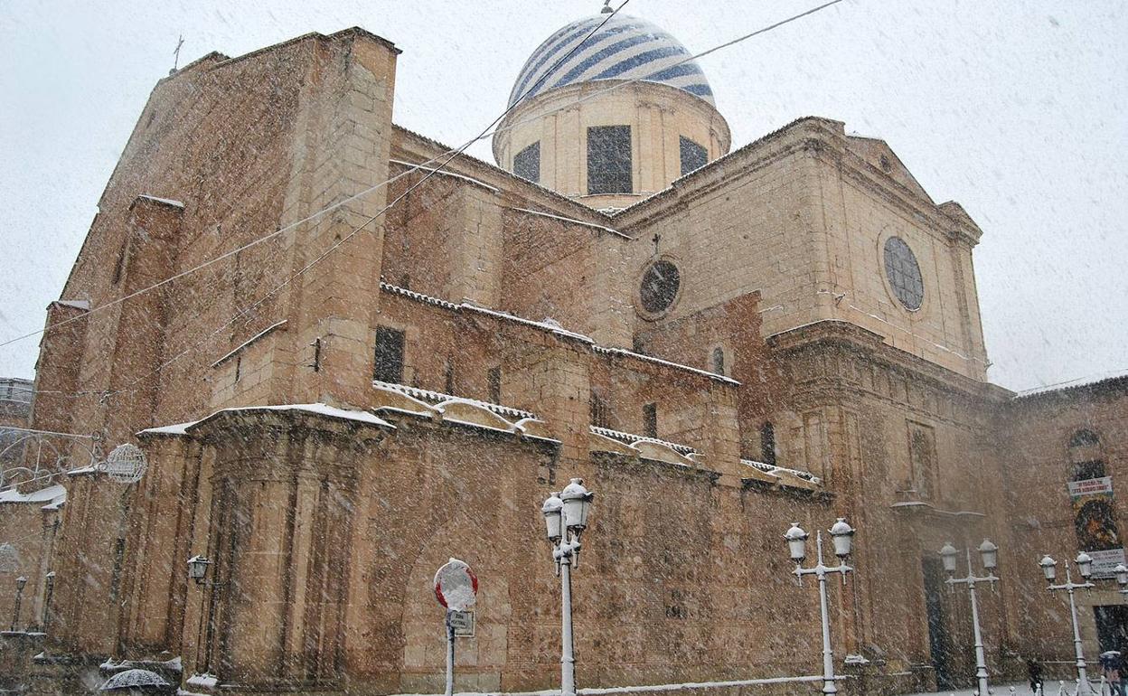 Basílica de la Purísima de Yecla.