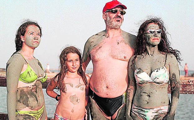 Imagen principal - Finalistas del Festival de Artes Rendibú en la categoría de Fotografía