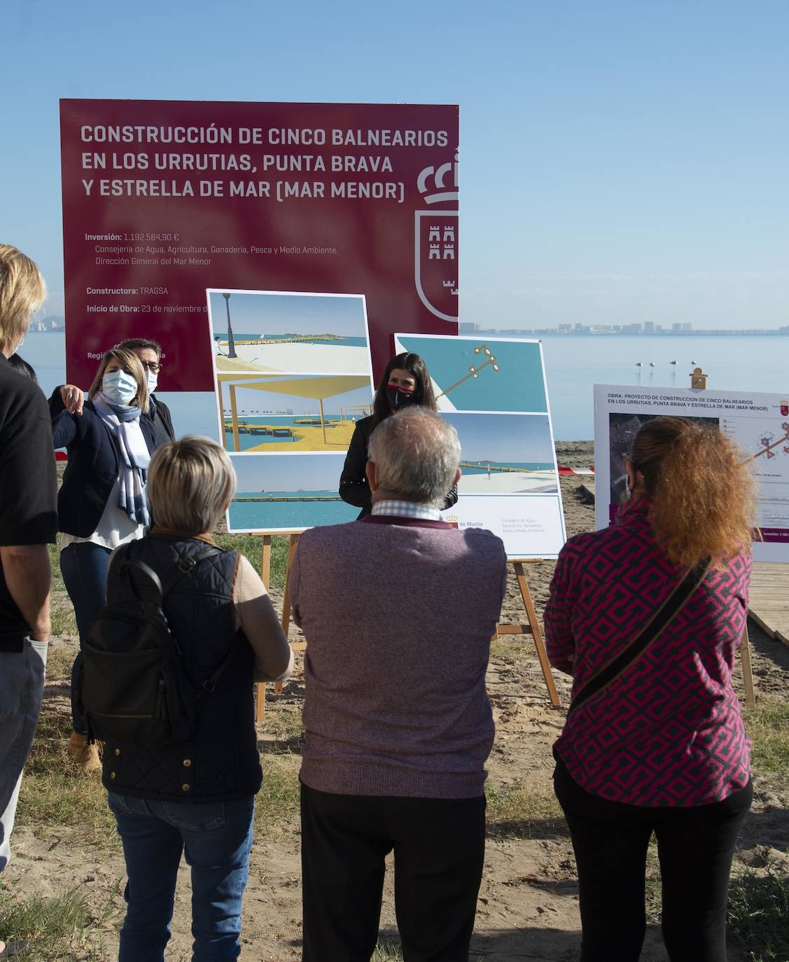 Fotos: Comienzan las obras para instalar un balneario en la playa de Los Urrutias