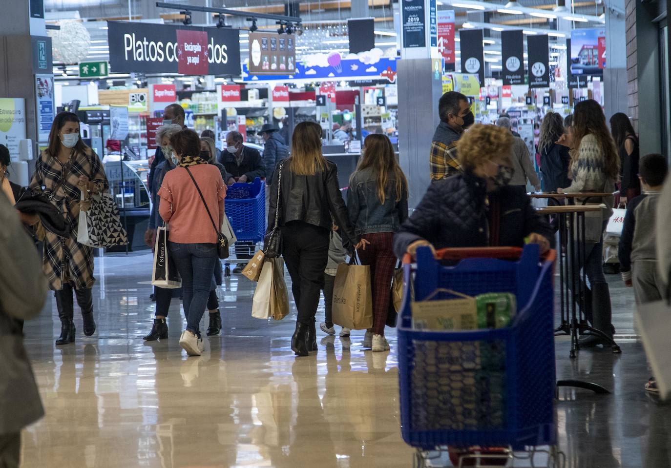 Fotos: Viernes negro en las tiendas de Murcia y Cartagena