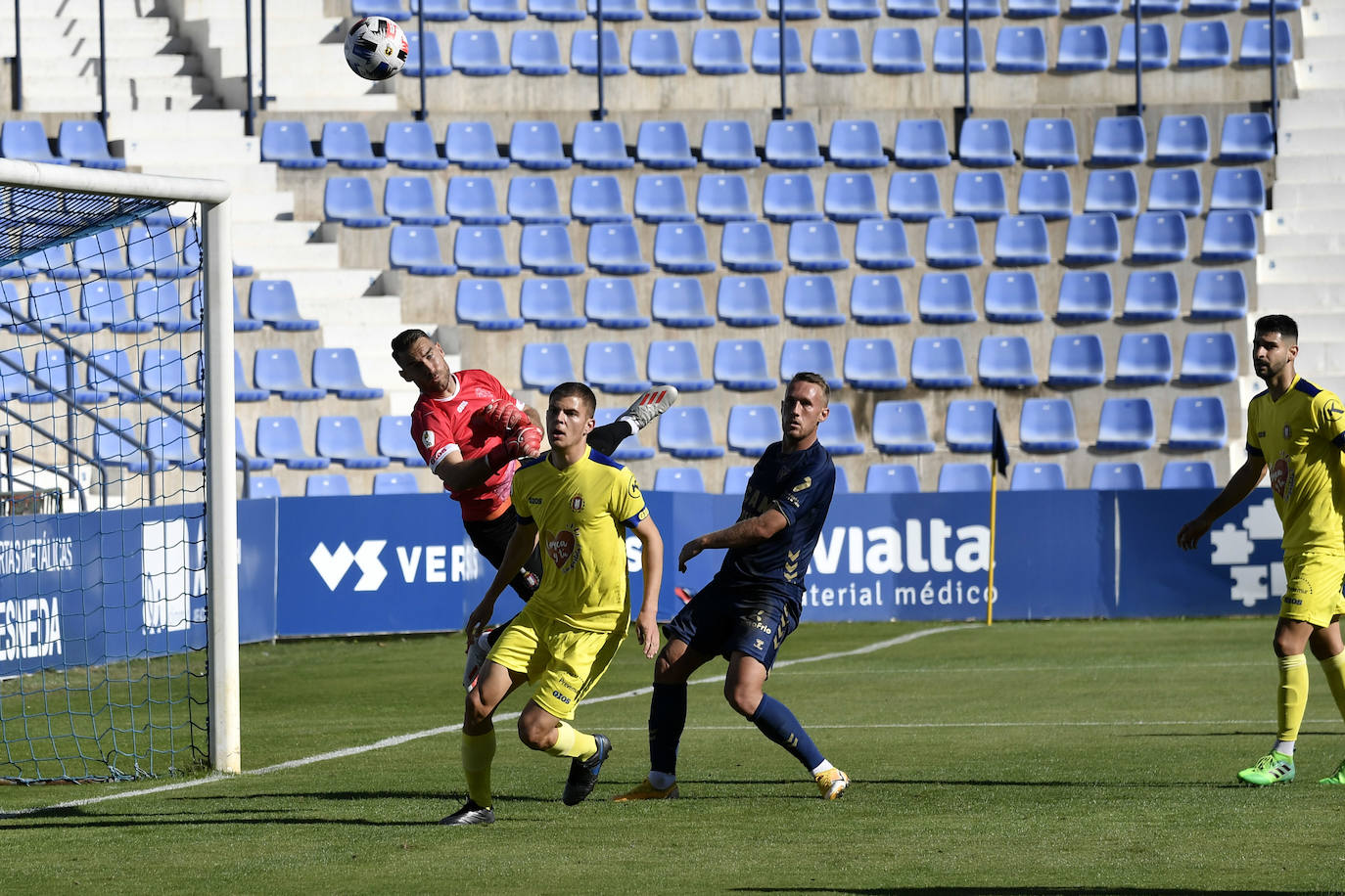 Fotos: Victoria del UCAM CF ante el Lorca Deportiva