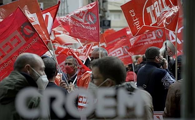 Manifestantes del sector agrario, este viernes.